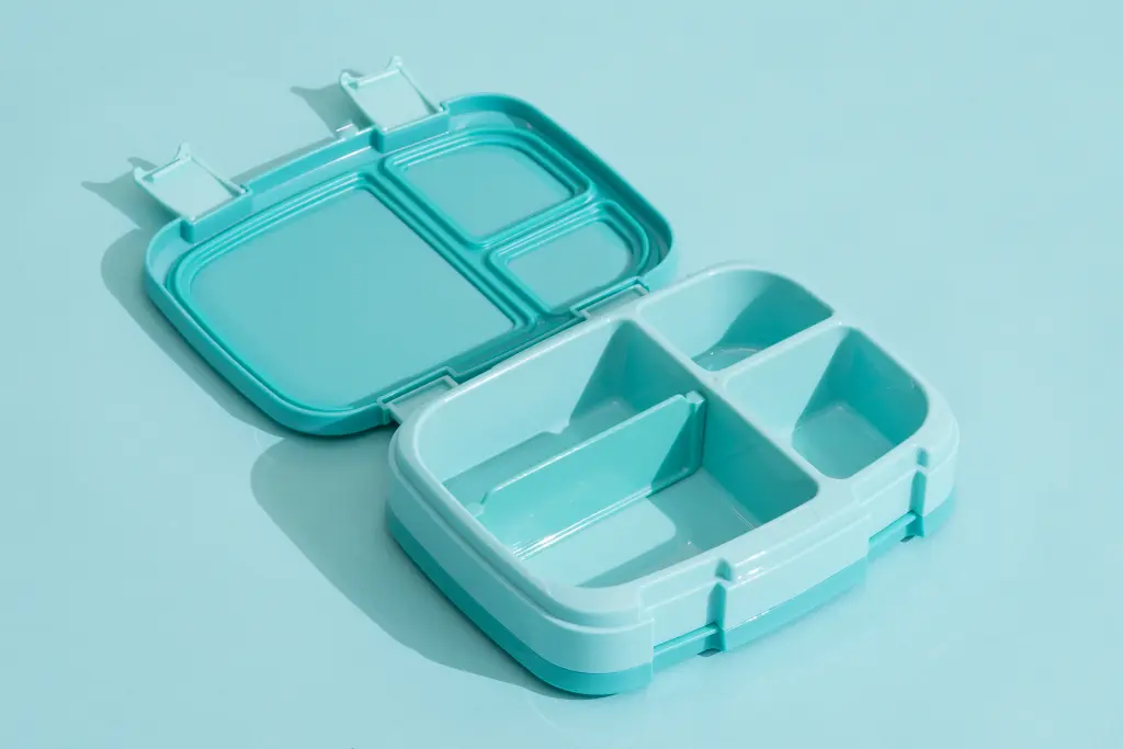 LUNCH BOX